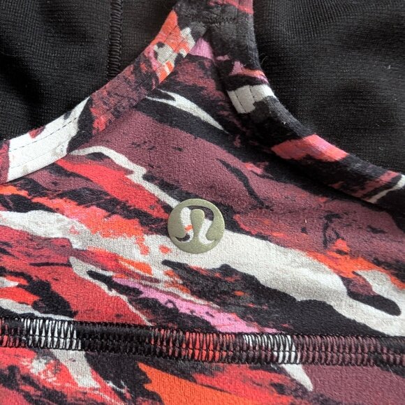 EUC Lululemon Lunar New Year Flow Y Nulu Bra size 6 Tiger Tide Smoky Red sports - Picture 6 of 10